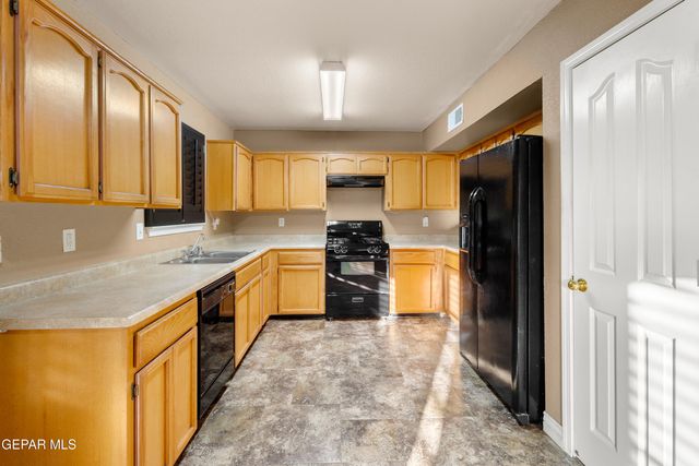 3329 TIERRA SARA Lane, El Paso, TX 79938