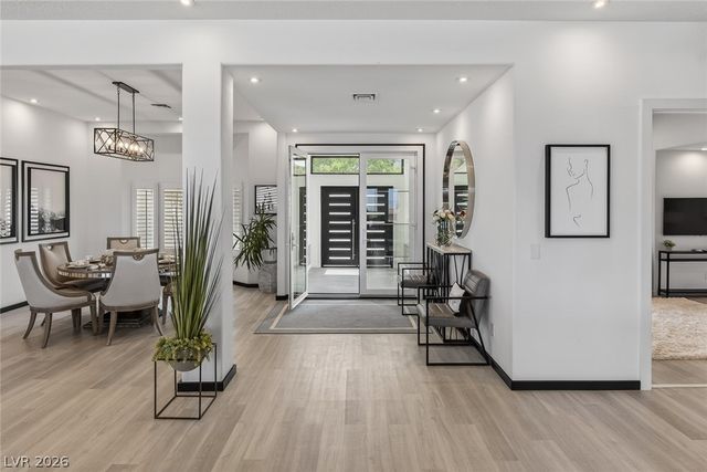 5438 Sierra Brook Court, Las Vegas, NV 89149