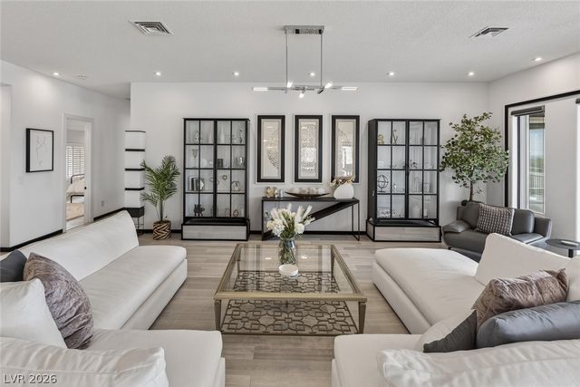 5438 Sierra Brook Court, Las Vegas, NV 89149