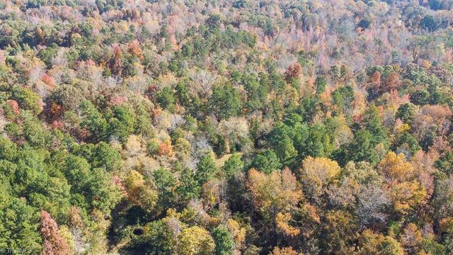 5509,5505,5505zz, 5509zz, DRAKE Road, Greensboro, NC 27406