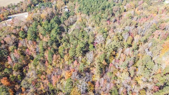 5509,5505,5505zz, 5509zz, DRAKE Road, Greensboro, NC 27406