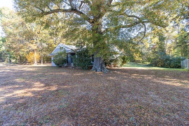 5509,5505,5505zz, 5509zz, DRAKE Road, Greensboro, NC 27406