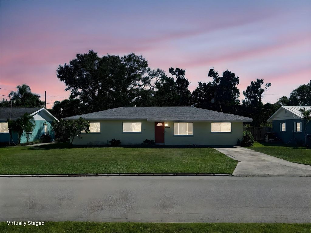 6907 11TH AVENUE NW, Bradenton, FL 34209