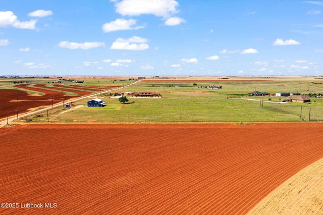 743 Co Rd M, Tahoka, TX 79373