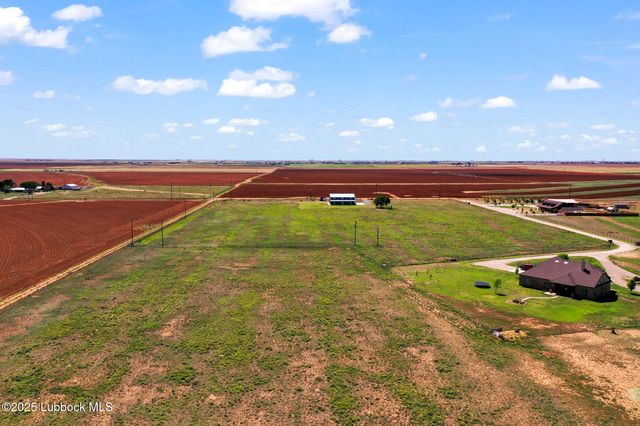 743 Co Rd M, Tahoka, TX 79373