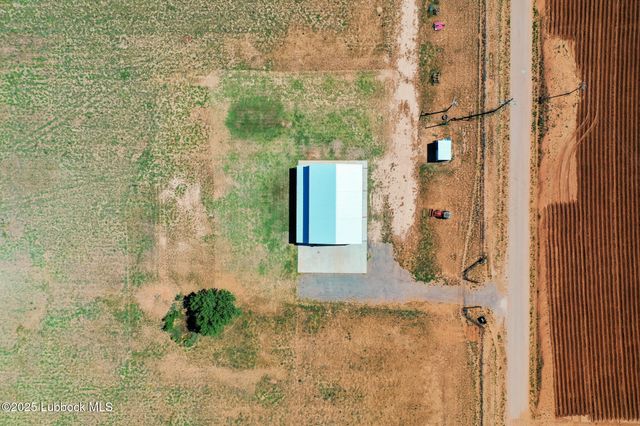 743 Co Rd M, Tahoka, TX 79373