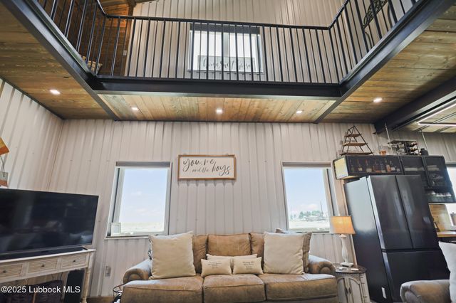 743 Co Rd M, Tahoka, TX 79373