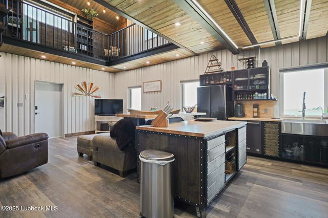 743 Co Rd M, Tahoka, TX 79373