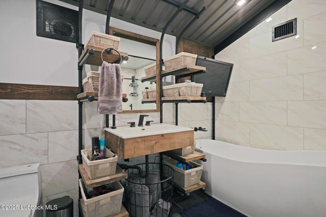 743 Co Rd M, Tahoka, TX 79373