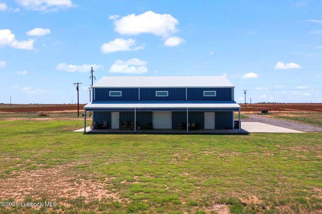 743 Co Rd M, Tahoka, TX 79373