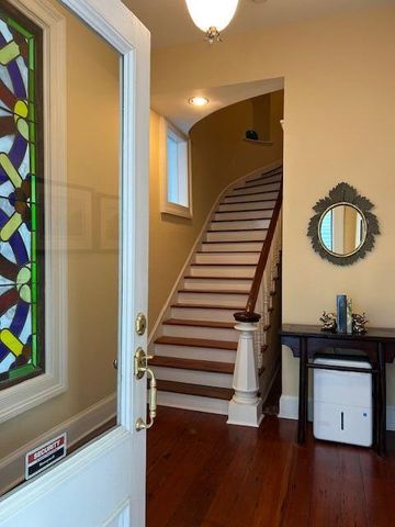 180 Broad Street D, Charleston, SC 29401