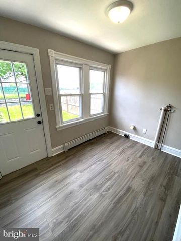 342 W 5TH ST, Lansdale, PA 19446