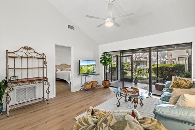 5354 MYRTLE WOOD 50, Sarasota, FL 34235