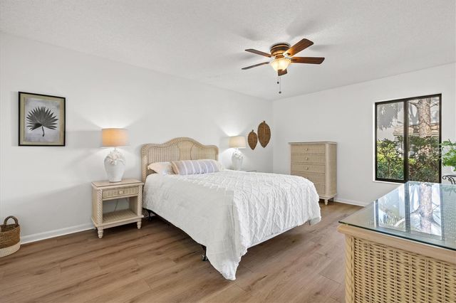 5354 MYRTLE WOOD 50, Sarasota, FL 34235