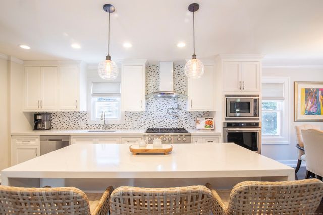 23 Locust Lane, Stamford, CT 06905
