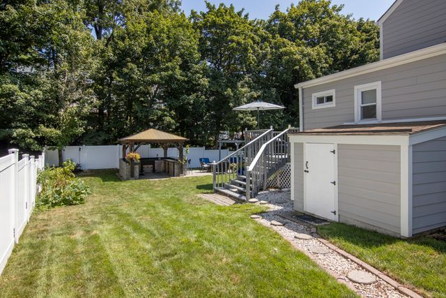 23 Locust Lane, Stamford, CT 06905