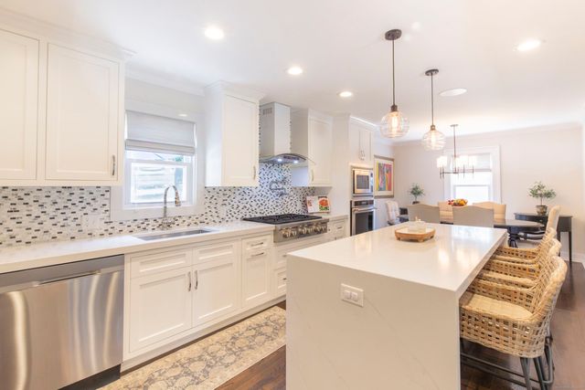23 Locust Lane, Stamford, CT 06905