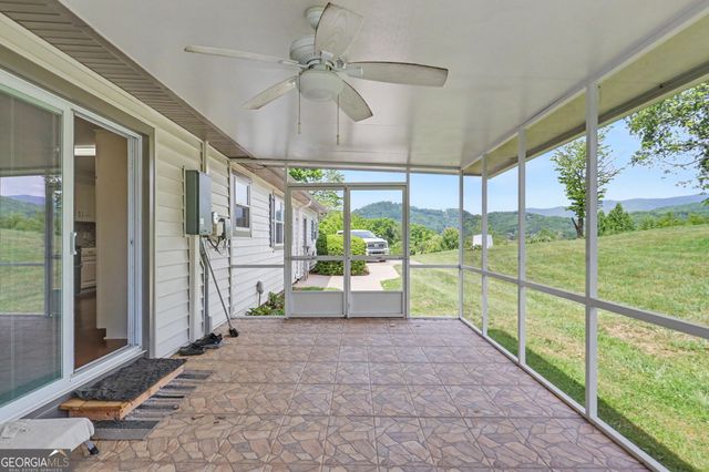 255 Burnt School House Road, Hayesville, NC 28904