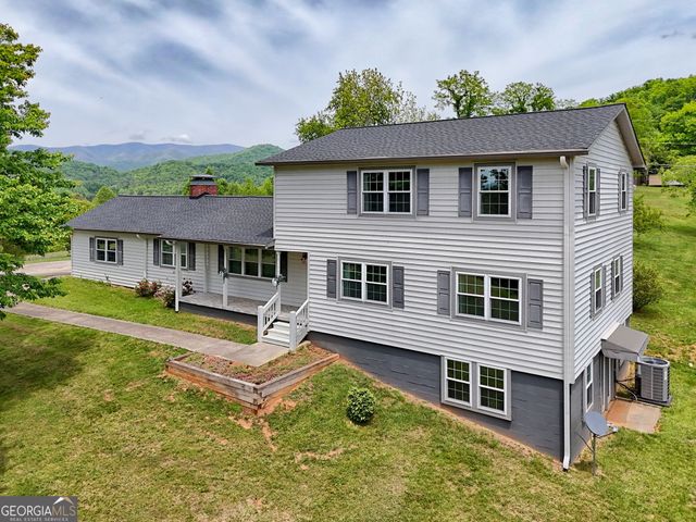 255 Burnt School House Road, Hayesville, NC 28904