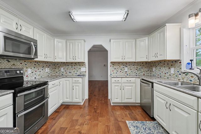 255 Burnt School House Road, Hayesville, NC 28904