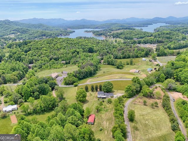 255 Burnt School House Road, Hayesville, NC 28904
