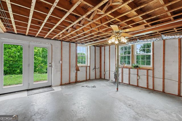 255 Burnt School House Road, Hayesville, NC 28904
