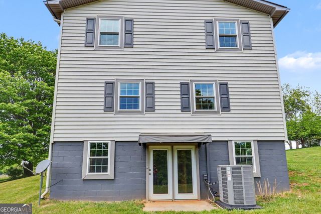 255 Burnt School House Road, Hayesville, NC 28904