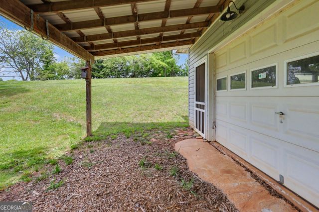 255 Burnt School House Road, Hayesville, NC 28904