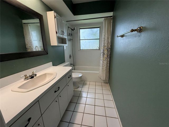 4339 S BAY CIRCLE, North Fort Myers, FL 33903