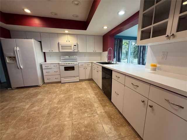 4339 S BAY CIRCLE, North Fort Myers, FL 33903