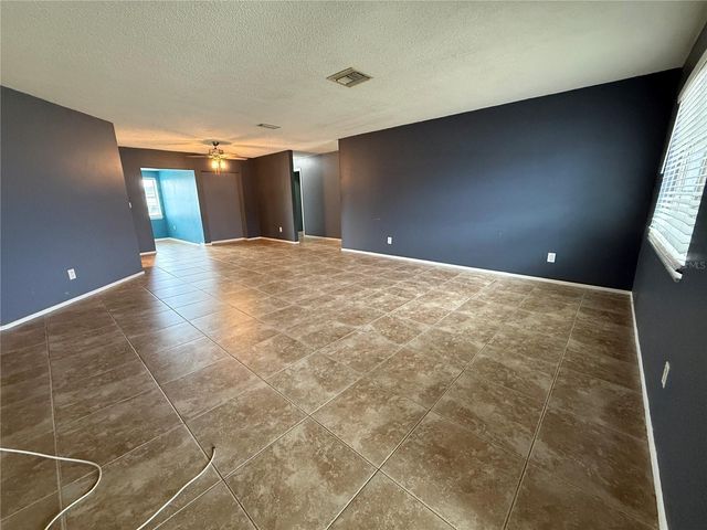 4339 S BAY CIRCLE, North Fort Myers, FL 33903