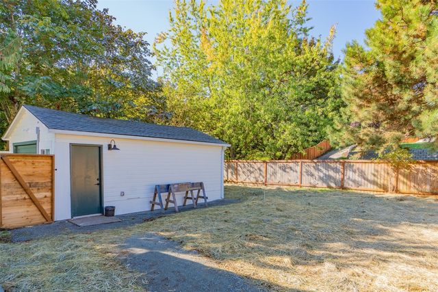 2928 38th Avenue NE, Tacoma, WA 98422