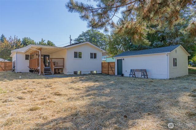 2928 38th Avenue NE, Tacoma, WA 98422