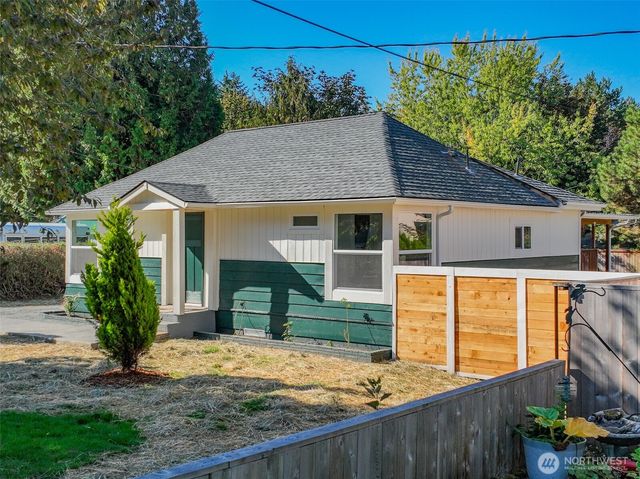 2928 38th Avenue NE, Tacoma, WA 98422