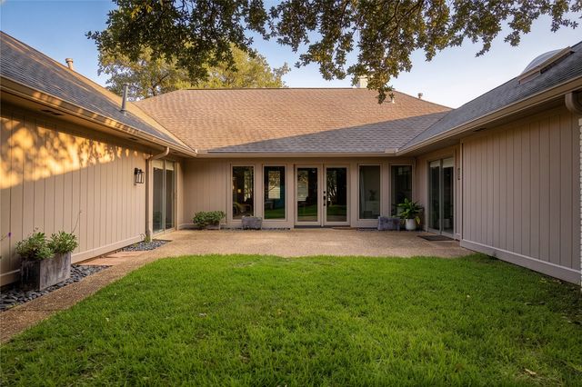 9535 Viewside Drive, Dallas, TX 75231