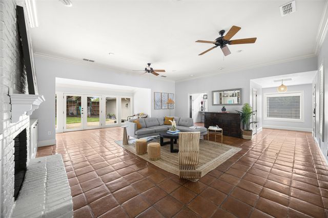 9535 Viewside Drive, Dallas, TX 75231