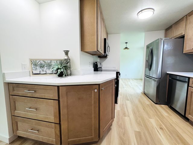 2432 Bond Street, Niles, MI 49120