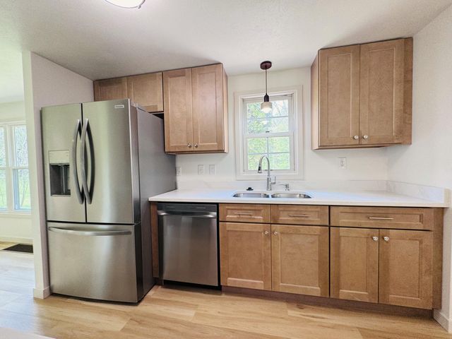 2432 Bond Street, Niles, MI 49120