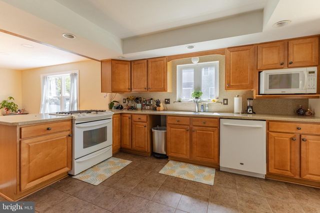 505 E OSLO CT, Absecon, NJ 08205