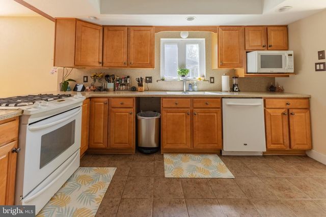 505 E OSLO CT, Absecon, NJ 08205