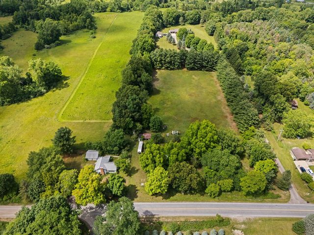 18250 Bush Road, Chelsea, MI 48118