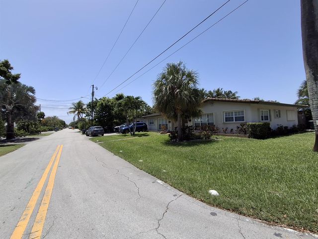 3731 NW 110TH Avenue NW A-B, Coral Springs, FL 33065