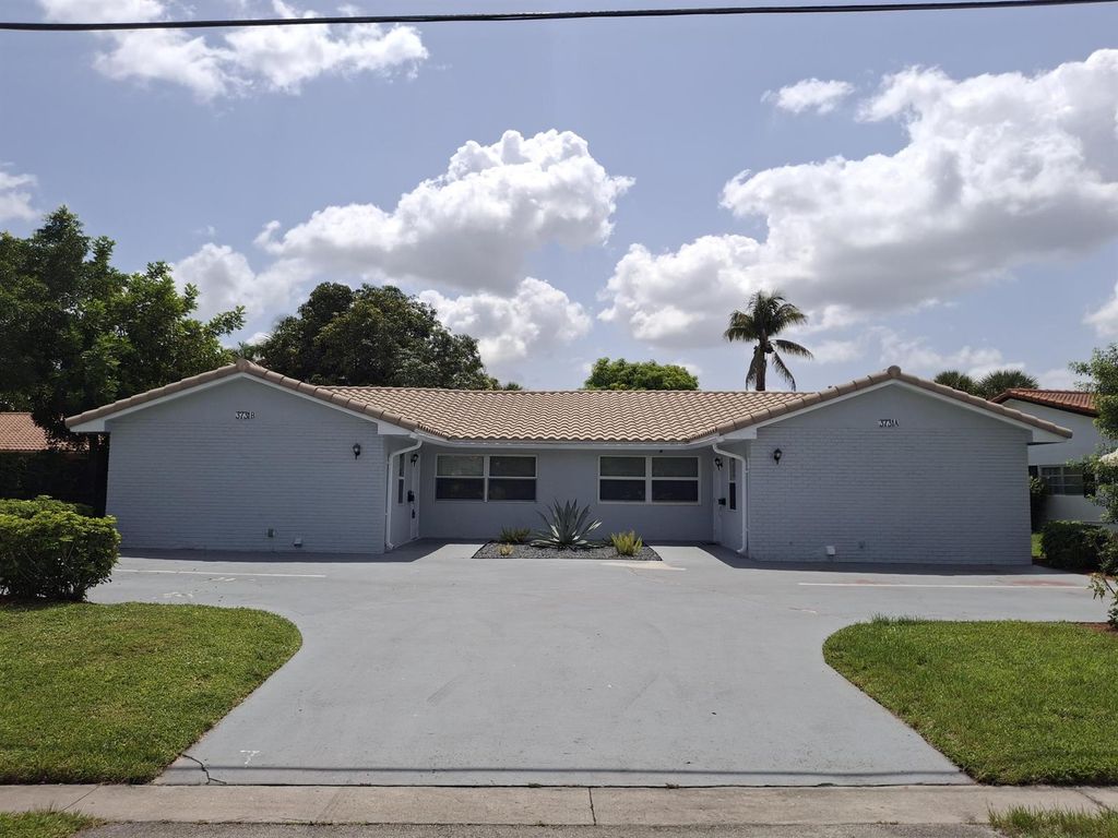 3731 NW 110TH Avenue NW A-B, Coral Springs, FL 33065