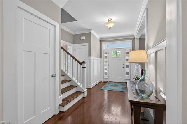 217 Summerhouse LN, Carrollton, VA 23314