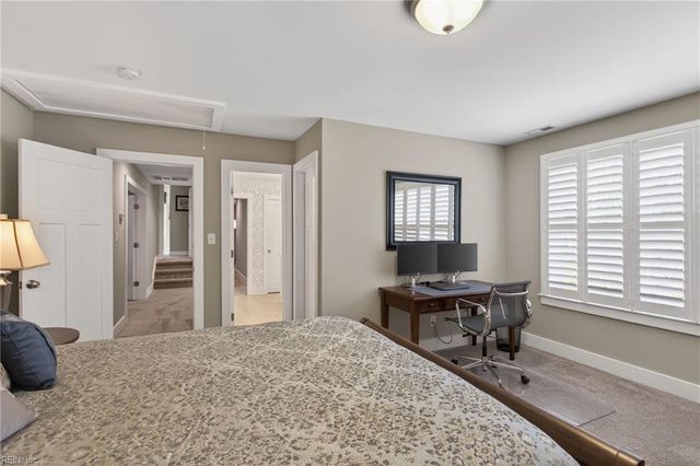 217 Summerhouse LN, Carrollton, VA 23314