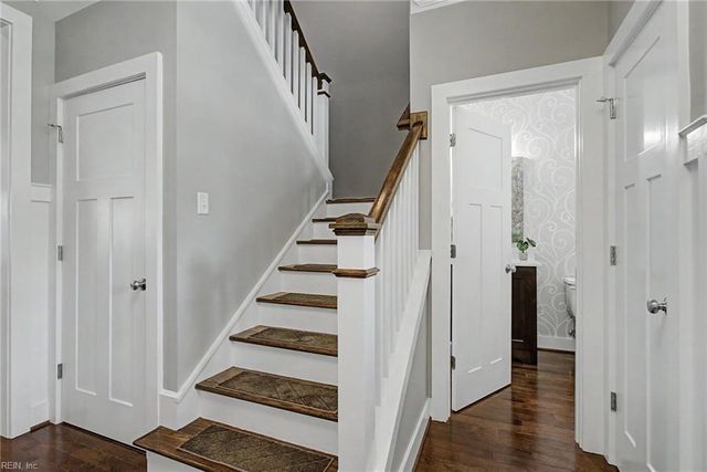 217 Summerhouse LN, Carrollton, VA 23314