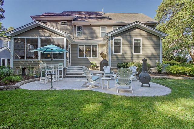 217 Summerhouse LN, Carrollton, VA 23314