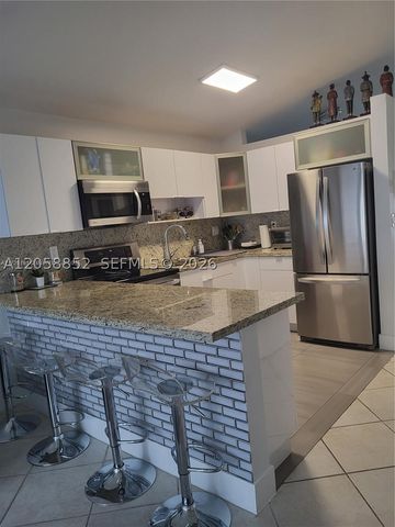 15037 SW 138th Ter 15037, Miami, FL 33196