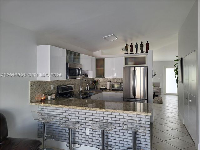 15037 SW 138th Ter 15037, Miami, FL 33196
