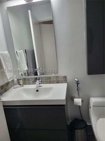 15037 SW 138th Ter 15037, Miami, FL 33196